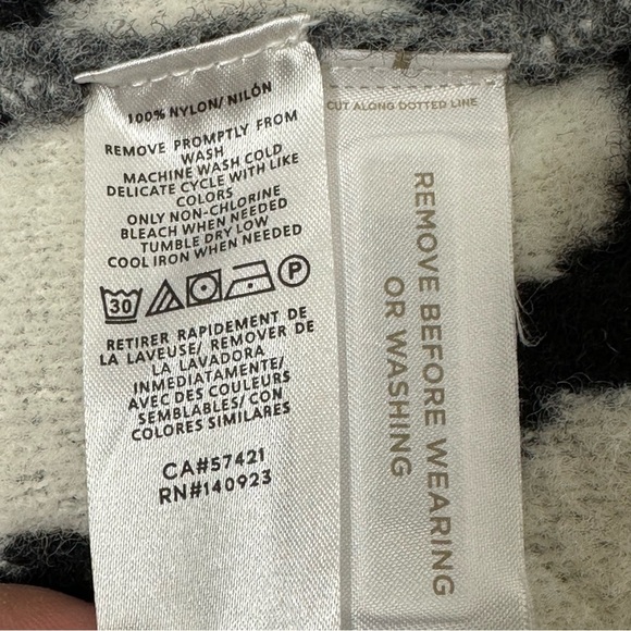 Loft Sweater Size 3X Western Cow Print Comfort Pullover Ultra Soft V Neck Boho - Picture 11 of 12